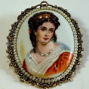 Limoges Porcelain Cameo Brooch Victorian Edwardian Gold Plated Portrait Vintage